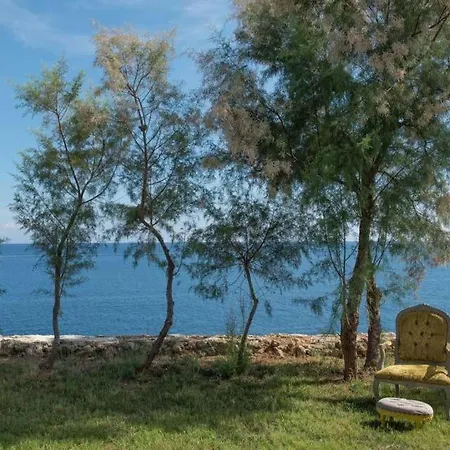 Villa Sleeps 7 Pool Air Con Wifi *